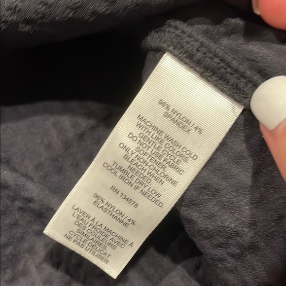 Vineyard Vines Hartley harbor coverup - Picture 8 of 10